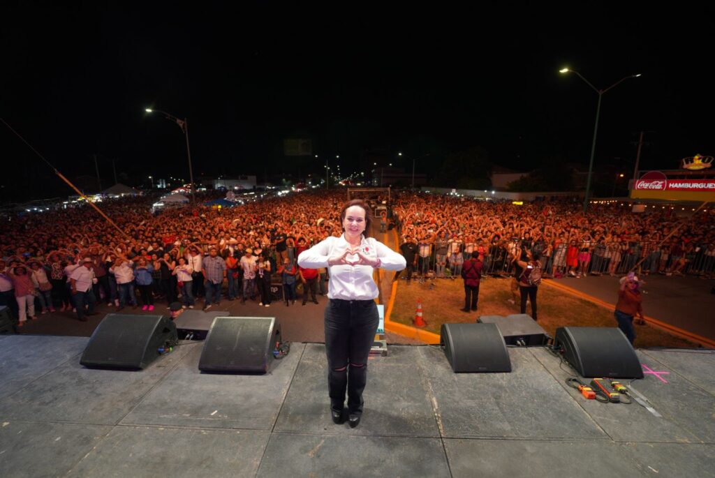 Viven más de 50 mil ciudadanos gran festejo del 176 Aniversario de Nuevo Laredo