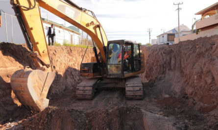 Avanza construcción de Colector Pluvial y Sanitario 15 de Septiembre en Nuevo Laredo