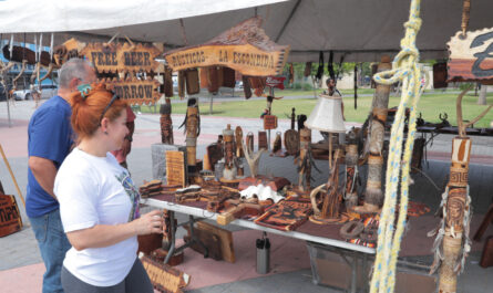 Apoya Gobierno de Nuevo Laredo comerciantes locales con expo “Tu Jardín y Artesanías”