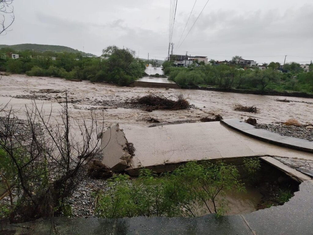 Rescatan a dos hermanas arrastradas por la corriente del río San Marcos en Victoria