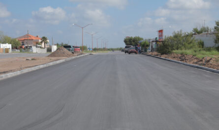 Gobierno de Nuevo Laredo mejora accesos a Valles de Anáhuac con recursos de REPUVE