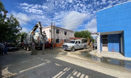 Rehabilita COMAPA Nuevo Laredo 80 metros de atarjea en la colonia Matamoros