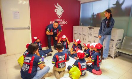 Invita Gobierno de Nuevo Laredo a participar en el campamento “Bombero Kid”; quedan lugares disponibles