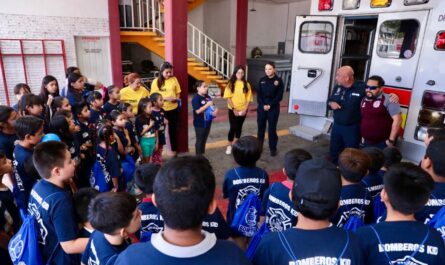 Inician 50 niños y niñas de Nuevo Laredo divertido campamento “Bombero Kid”