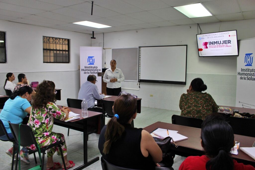 Inicia INMUJER Nuevo Laredo curso/certificación en cuidados de personas adultas mayores