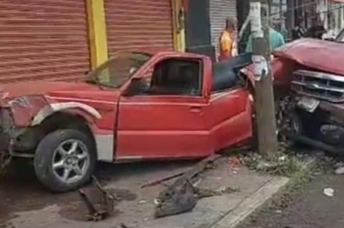 Conductor se queda dormido al volante y causa choque en Tampico