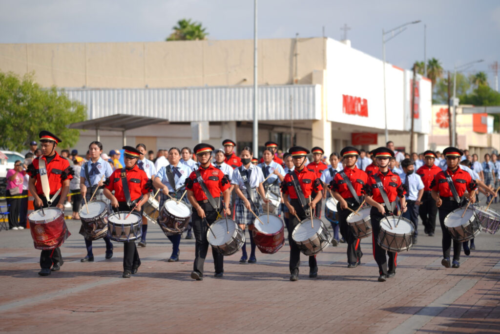 Encabeza alcaldesa Carmen Lilia Canturosas actividades conmemorativas por 214 aniversario de la Independencia de México