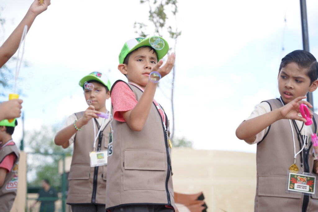 Terminan actividades 42 menores de la Cuarta Generación de Zookids