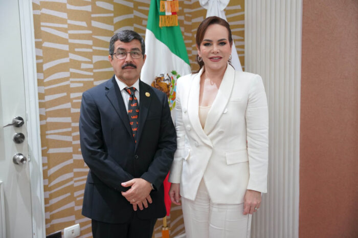 Destaca alcaldesa Carmen Lilia Canturosas apertura de nueva preparatoria UAT en Nuevo Laredo