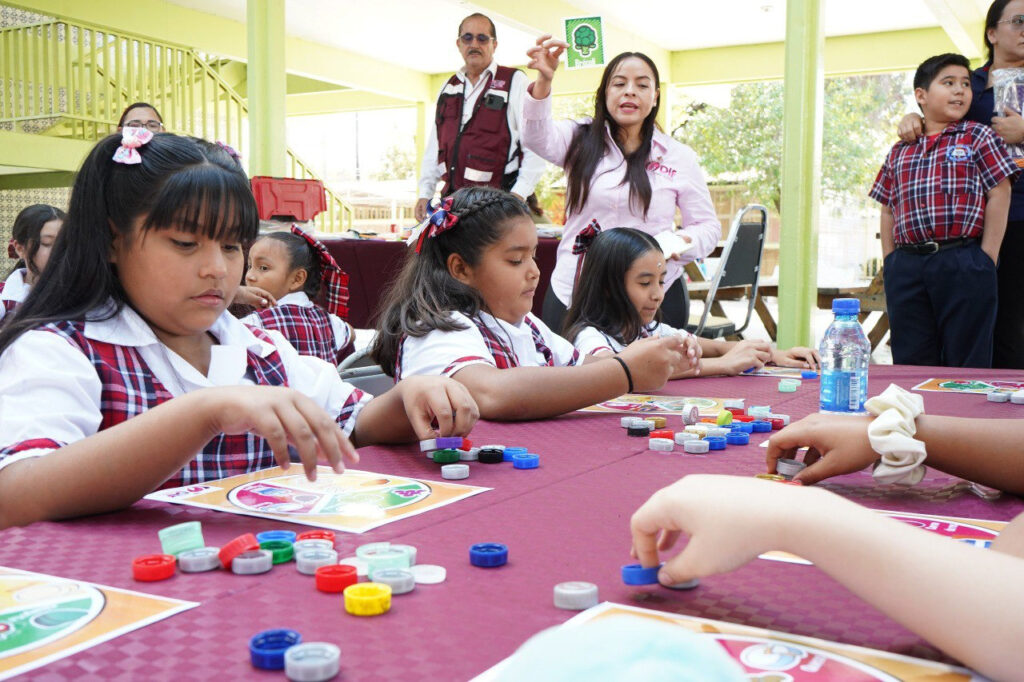 Celebra DIF Nuevo Laredo Día Mundial de la Alimentación con evento en Escuela Primaria Revolución