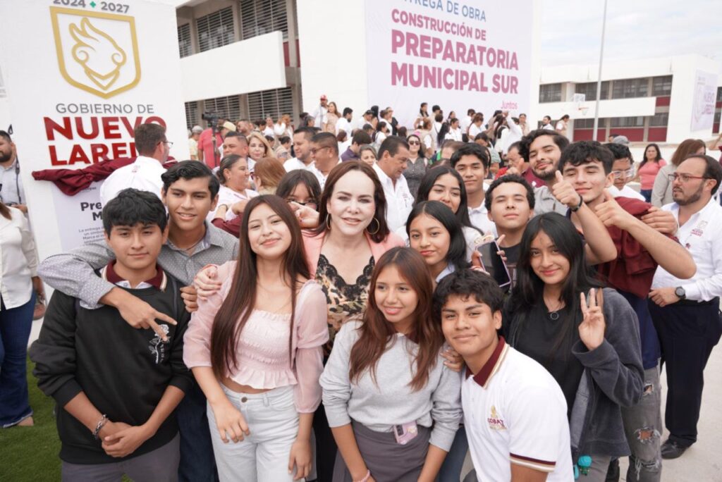 La presidenta Carmen Lilia Canturosas inaugura en Nuevo Laredo la primera preparatoria autosostenible de Tamaulipas