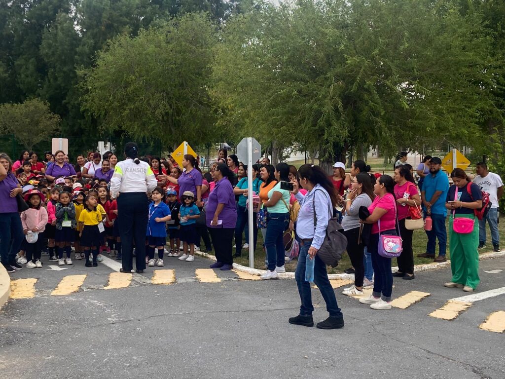 Escuelita Vial enseña seguridad vial a niños en Nuevo Laredo