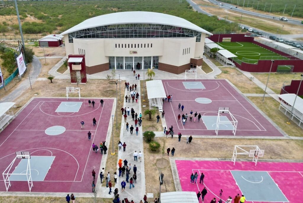 Carmen Lilia Canturosas incentiva al deporte con remodelación de la Ciudad Deportiva Carmen Lilia Canturosas incentiva al deporte con remodelación de la Ciudad Deportiva