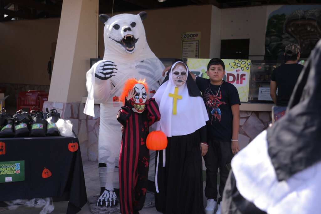 Celebran familias Halloween en el Zoológico de Nuevo Laredo