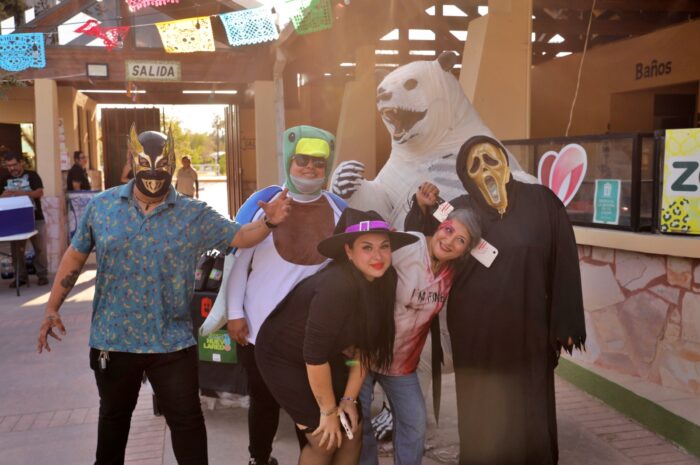 Celebran familias Halloween en el Zoológico de Nuevo Laredo