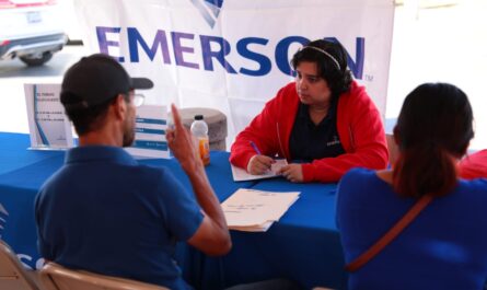 Ofrecen más de 300 vacantes a través de "Empleo en tu Colonia" en Nuevo Laredo