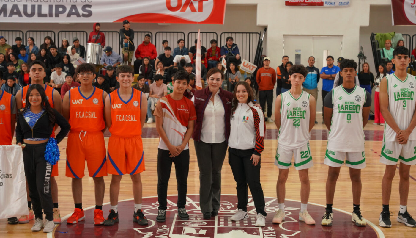 Entrega alcaldesa Carmen Lilia Canturosas remodelación de Ciudad Deportiva al poniente de Nuevo Laredo