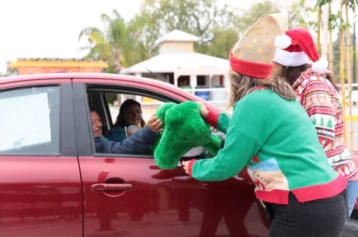 Responde ciudadanía al llamado del “Juguetón 2024” y acude a donar al Zoológico de Nuevo Laredo