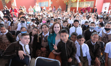 Lanza Carmen Lilia Canturosas convocatoria para becas de primaria y educación especial: podrán acceder hasta dos hermanos por familia