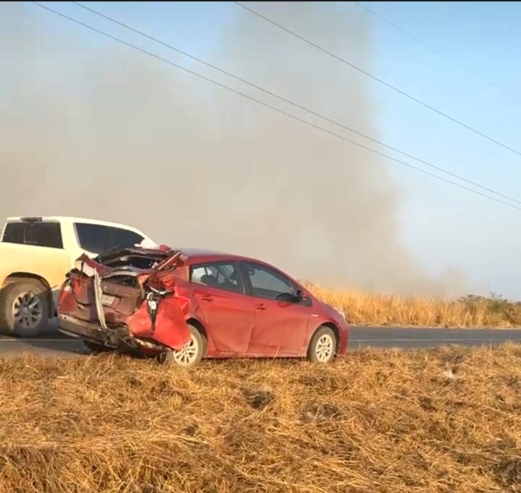 Humo por quema de pastizal provoca accidente fatal en la carretera Victoria-Monterrey Humo por quema de pastizal provoca accidente fatal en la carretera Victoria-Monterrey