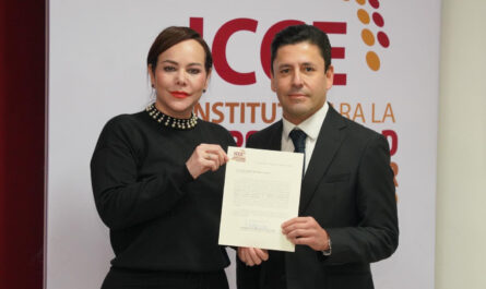 Impulsará ICCE por ventajas competitivas de Nuevo Laredo; alcaldesa toma protesta a nuevo director