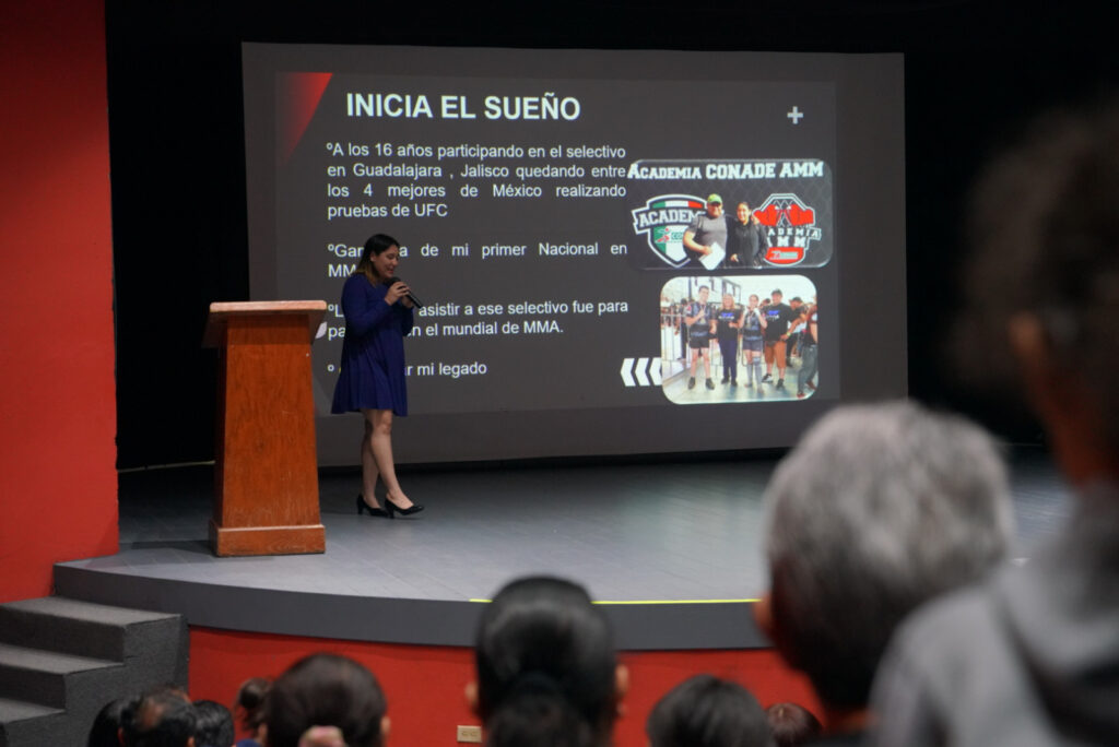 Expone artemarcialista Melissa Diaz magistral plática de superación