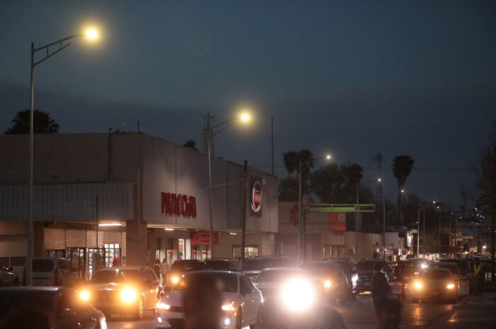 Avanza modernización de alumbrado público en Nuevo Laredo; más del 85% de la ciudad cuenta con tecnología LED