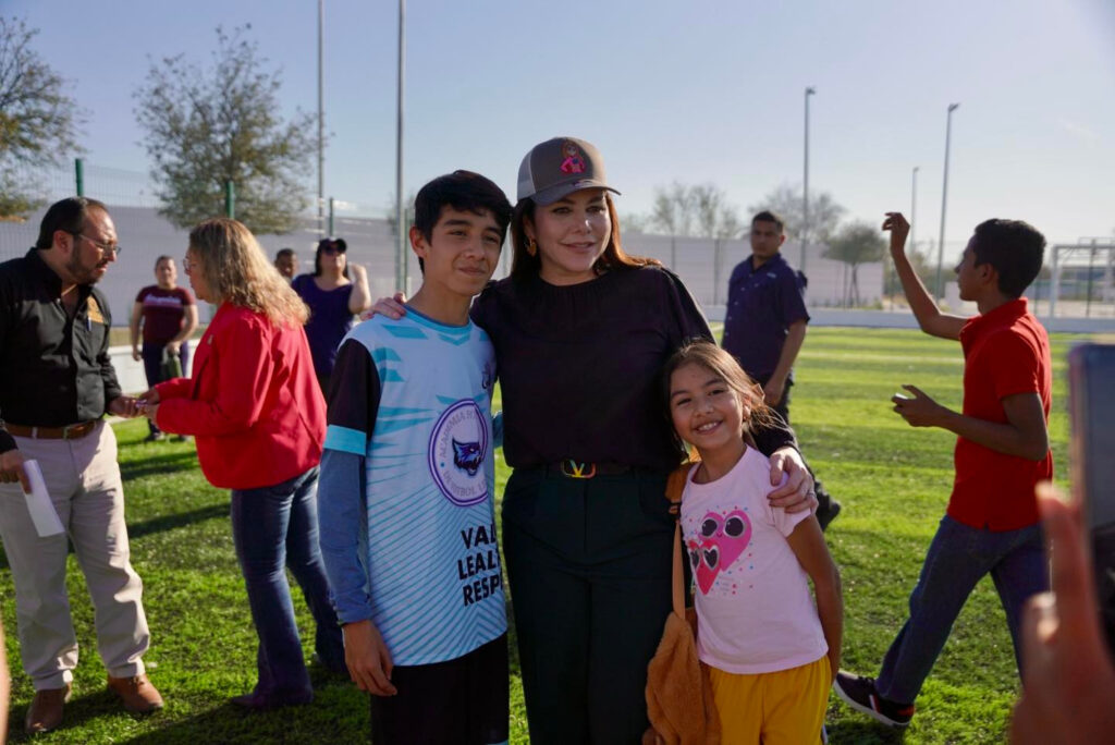 Entrega alcaldesa Carmen Lilia Canturosas obras de rehabilitación de espacios públicos al poniente de la ciudad Entrega alcaldesa Carmen Lilia Canturosas obras de rehabilitación de espacios públicos al poniente de la ciudad