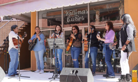 Conmemoran Día Internacional de la Mujer con segundo encuentro binacional de artistas y creadoras