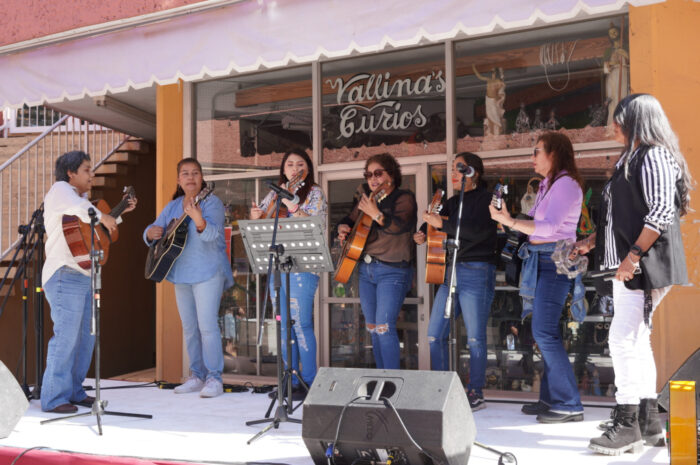Conmemoran Día Internacional de la Mujer con segundo encuentro binacional de artistas y creadoras