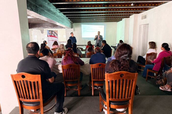 Gobierno Municipal y Colegio de Contadores brindan asesoría fiscal para emprendedores en Nuevo Laredo