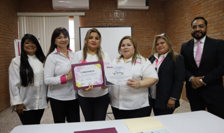 Culminan con éxito diplomado de pestañas impulsado por INMUJER Nuevo Laredo