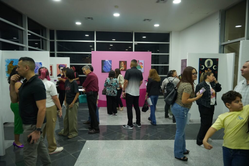 Inauguran exposición artística en Nuevo Laredo en honor al Día Internacional de la Mujer Inauguran exposición artística en Nuevo Laredo en honor al Día Internacional de la Mujer