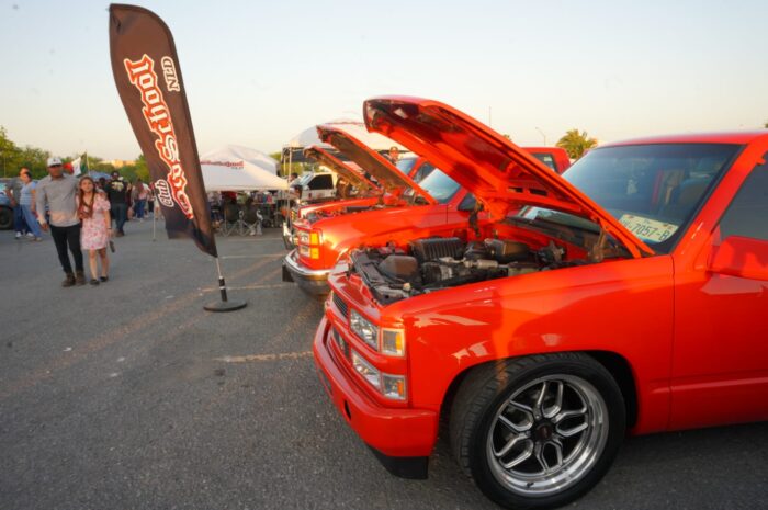 CarFest 2025: viven miles de neolaredenses una fiesta sobre ruedas