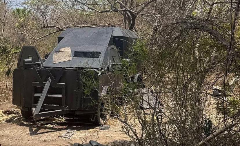Aseguran camión blindado tipo monstruo en operativo en Ocampo