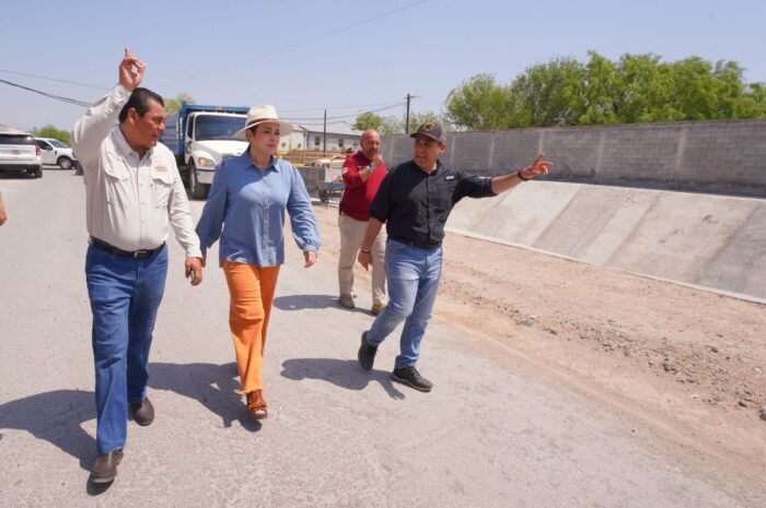 Supervisa Carmen Lilia Canturosas trabajos de limpieza de arroyos ante inicio de temporada de ciclones