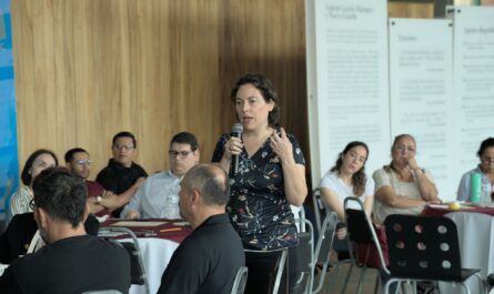 Destacan propuestas clave en foro de bienestar animal en Nuevo Laredo