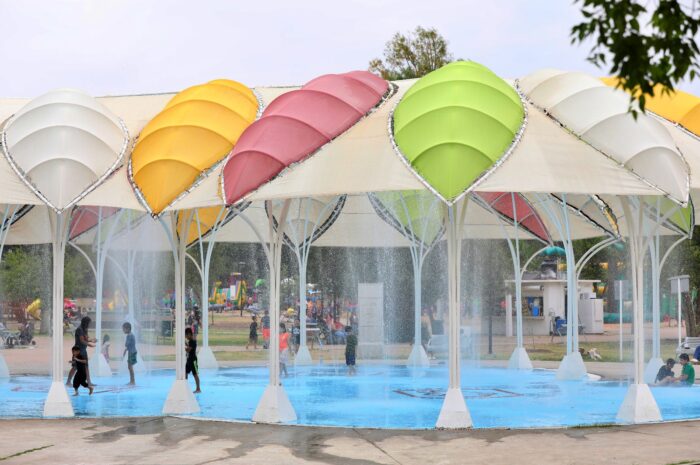 Activa Gobierno Municipal albercas, pies mojados y parques acuáticos para que familias disfruten el verano en Nuevo Laredo