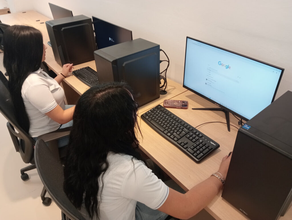 Convocan a curso de computación para mujeres en la Infoteca de Nuevo Laredo