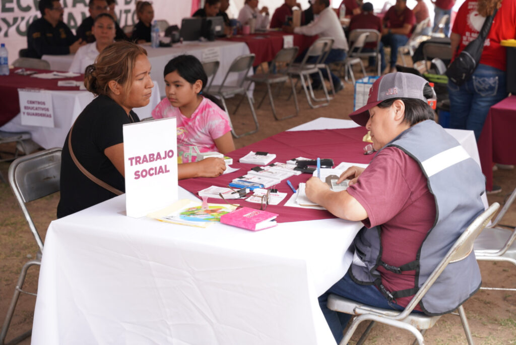 “Presidencia Cerquita de Ti” llega a la colonia Solidaridad para atender de cerca a las familias