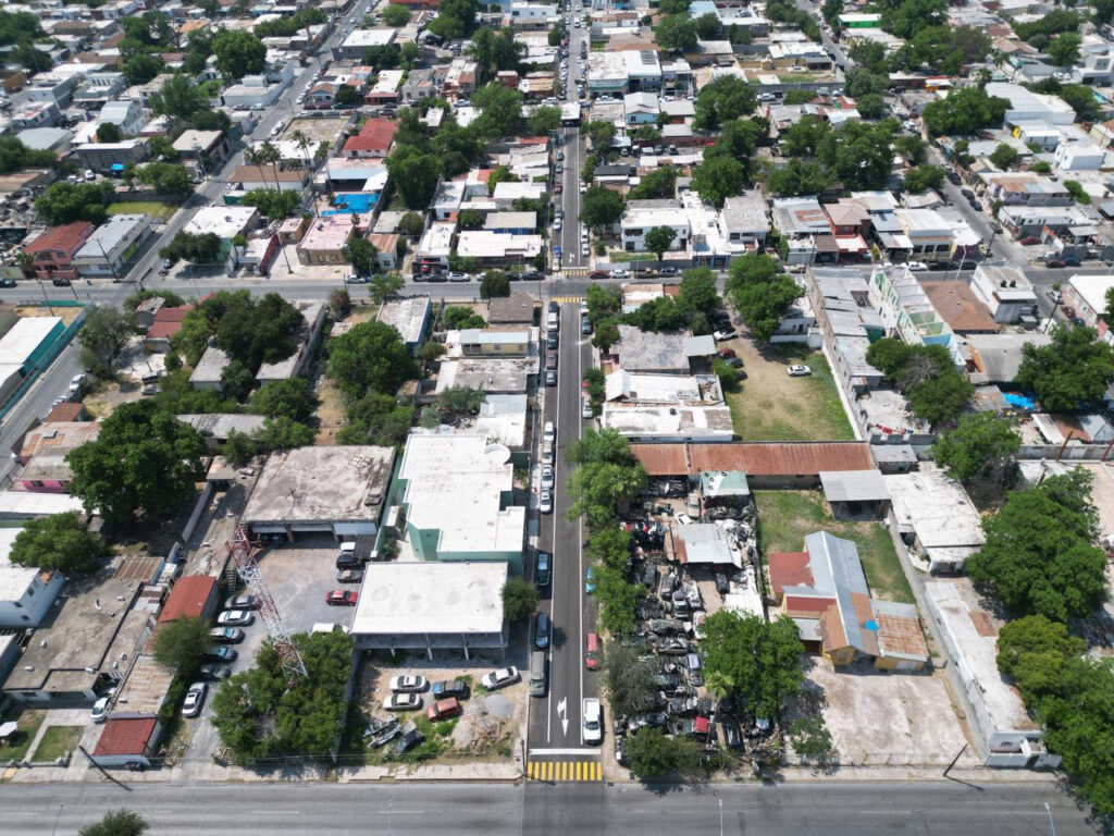 Entrega Carmen Lilia Canturosas obras de infraestructura que mejoran la calidad de vida de familias en el centro de Nuevo Laredo