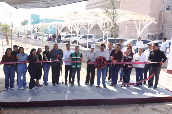 Entrega Carmen Lilia Canturosas obras de infraestructura que mejoran la calidad de vida de familias en el centro de Nuevo Laredo