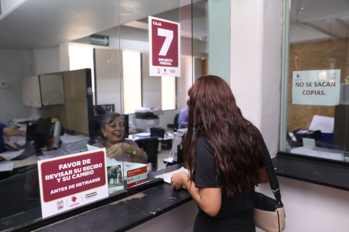 Invita Gobierno de Nuevo Laredo a contribuyentes cumplidos del Predial 2025 a obtener seguro gratuito