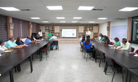 Apoya Gobierno de Nuevo Laredo a asociaciones civiles con capacitación del SAT