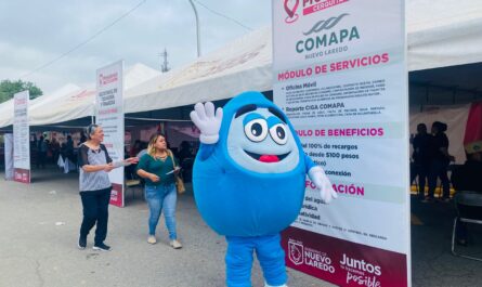 Se acerca COMAPA Nuevo Laredo a usuarios a través del programa Presidencia Cerquita de Ti