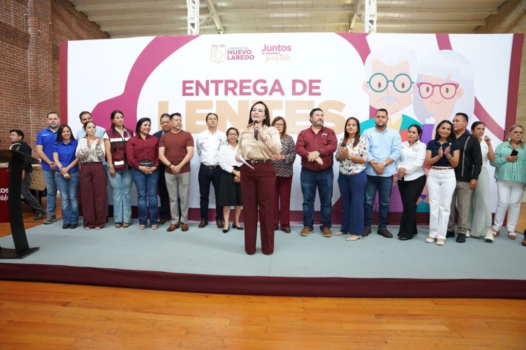 Alcaldesa Carmen Lilia Canturosas y Cabildo mejoran calidad de vida de familias con entrega de anteojos gratuitos