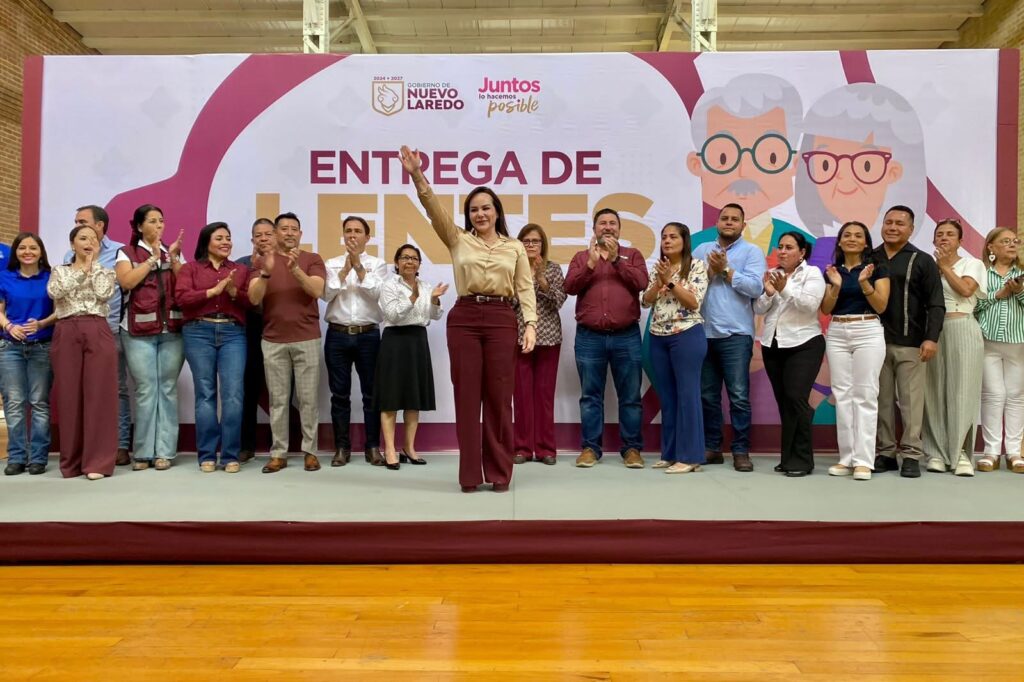 Alcaldesa Carmen Lilia Canturosas y Cabildo mejoran calidad de vida de familias con entrega de anteojos gratuitos