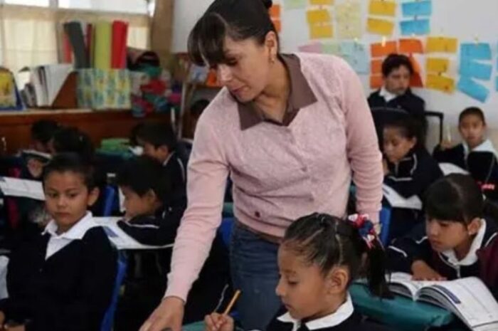 Gobierno Municipal entregará bono a más de 4 mil 600 maestras y maestros de Nuevo Laredo