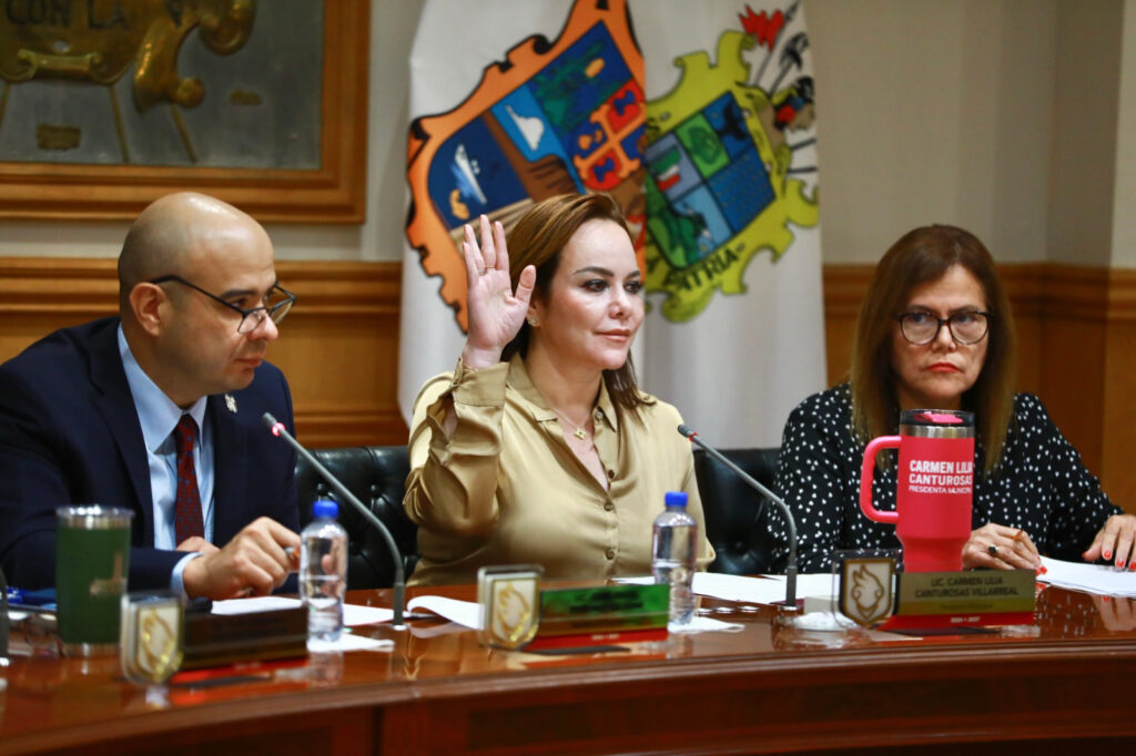 Cabildo de Nuevo Laredo aprueba recarpeteo en calle Anzures con recursos del fideicomiso del Puente III