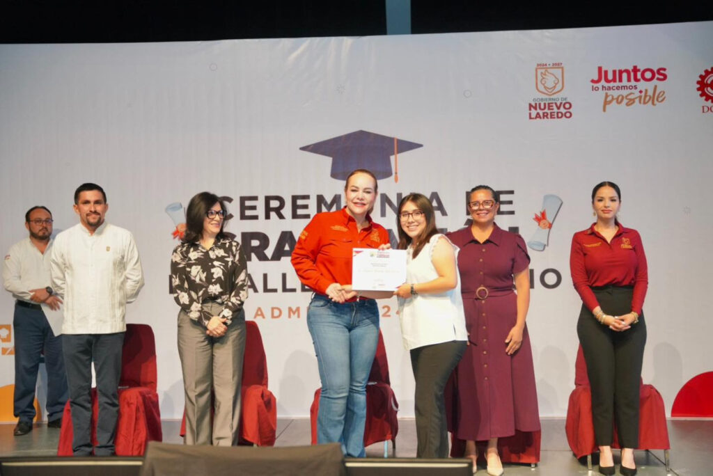 Finalizan Talleres de Oficio 448 alumnos en Nuevo Laredo